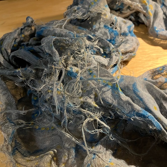 Banana Republic Gray and Blue Frayed Shabby Chic Scarf - like new, 4 ft - Picture 2 of 3